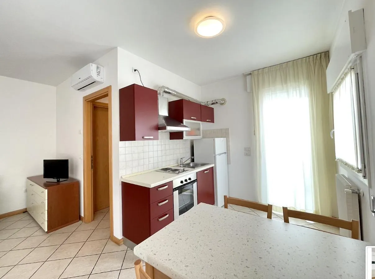 Diani Beach - Carraro Immobiliare Jesolo - Family Apartments Lido di Jesolo