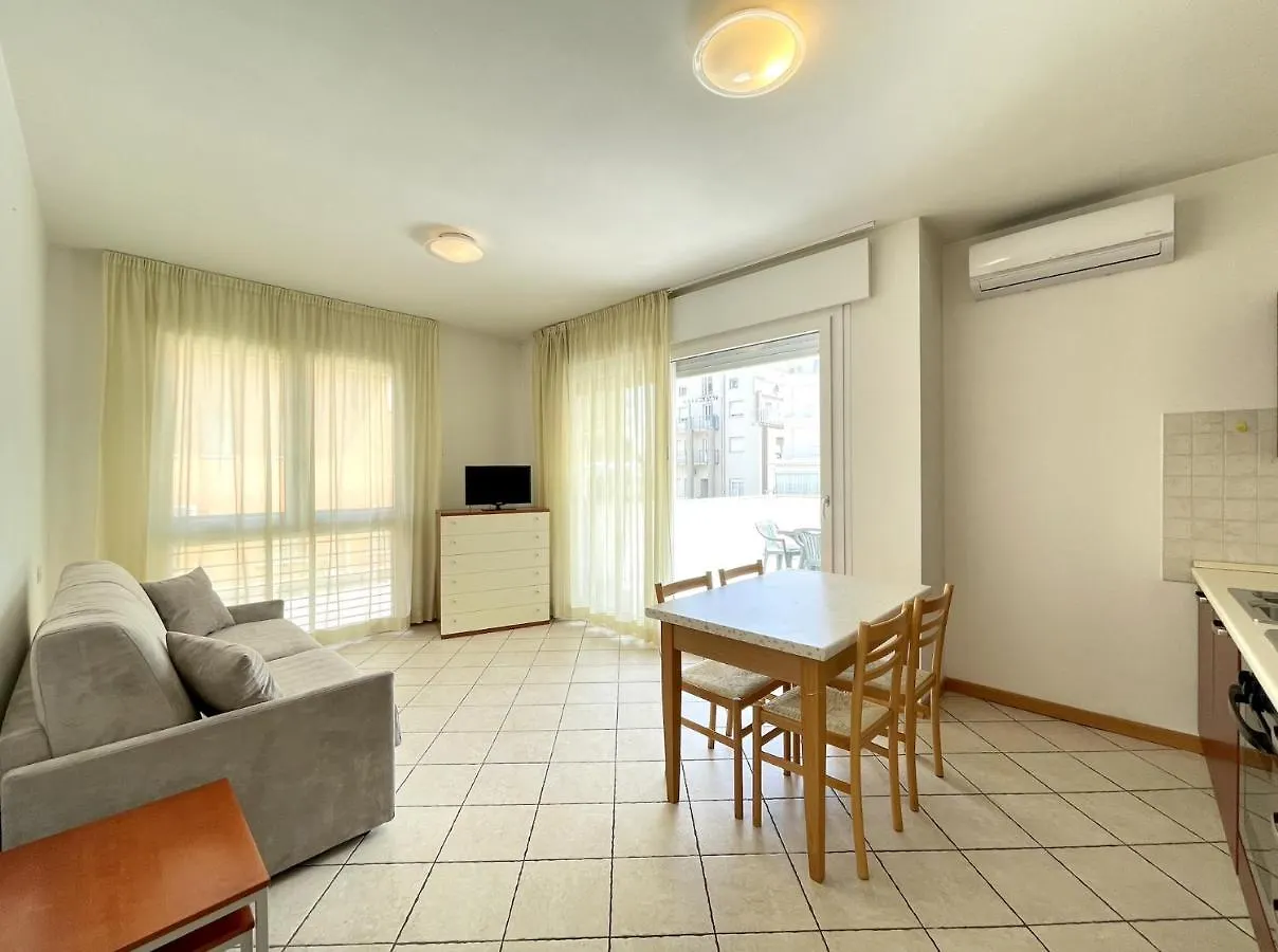 Diani Beach - Carraro Immobiliare Jesolo - Family Apartments