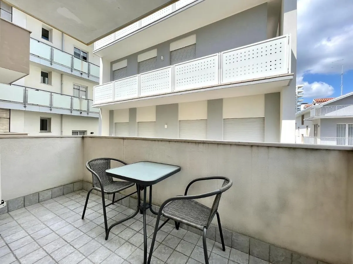 Diani Beach - Carraro Immobiliare Jesolo - Family Apartments