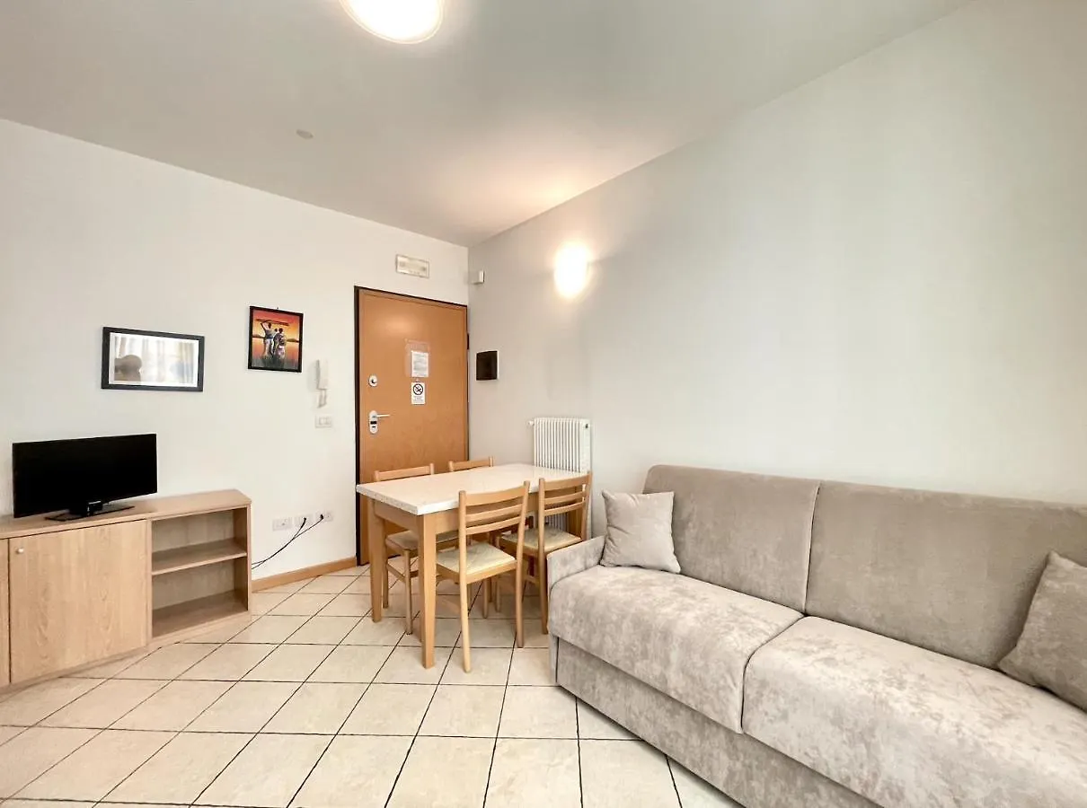 Diani Beach - Carraro Immobiliare Jesolo - Family Apartments  Lido di Jesolo